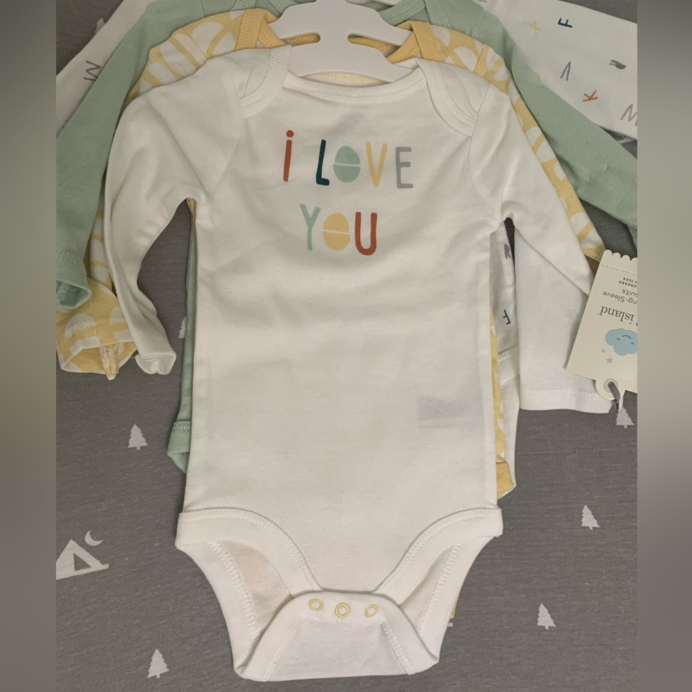 NWT Cloud Island 4 pack long sleeve onesies